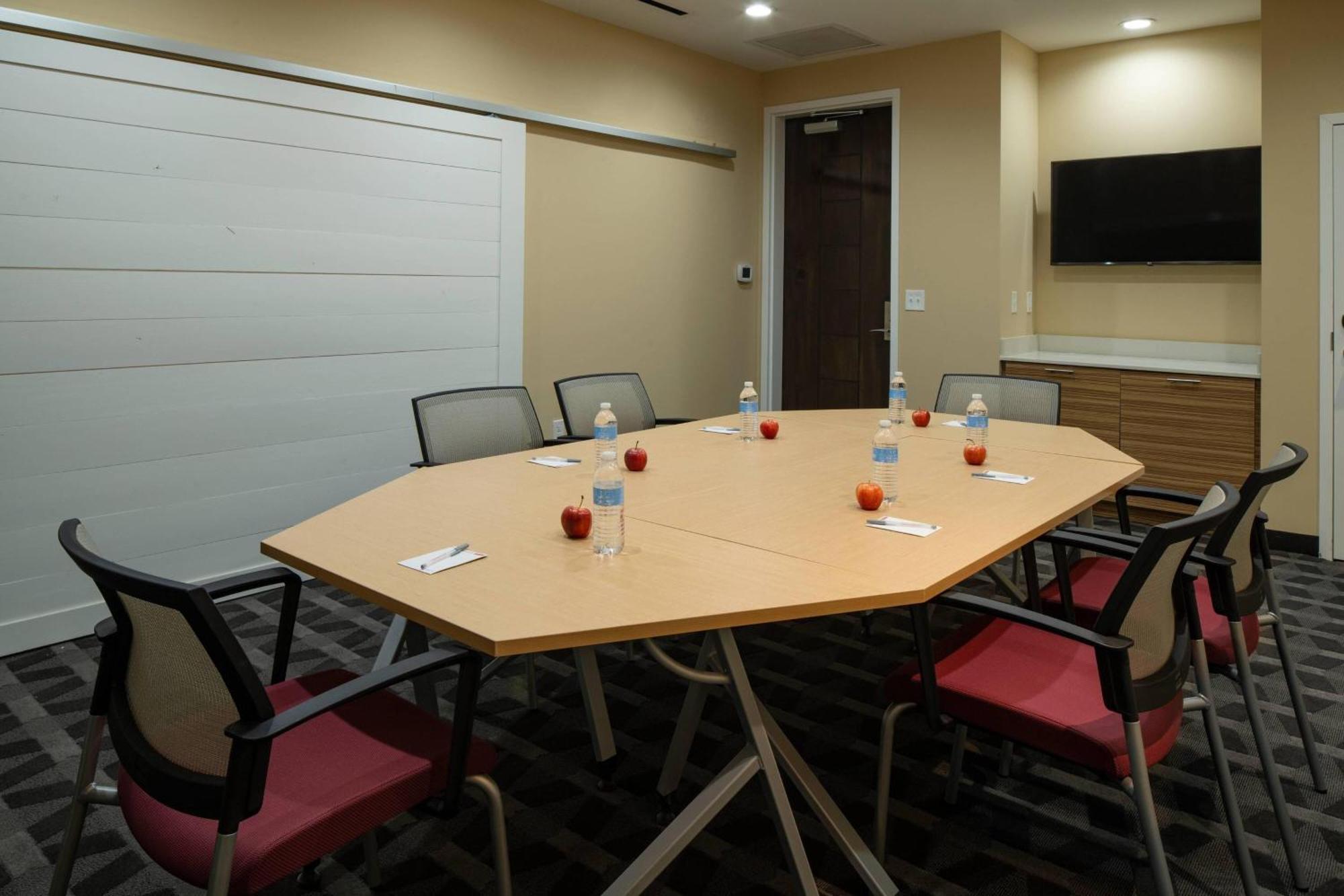 Towneplace By Marriott Suites Clarksville Exteriör bild