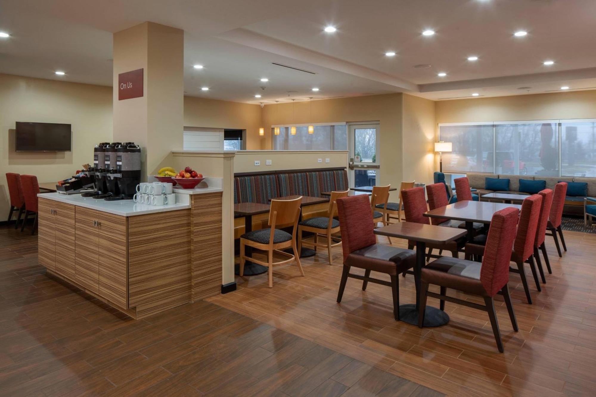 Towneplace By Marriott Suites Clarksville Exteriör bild